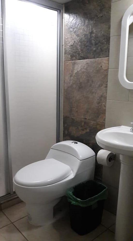 Hotel Flores Guamuchil Екстериор снимка
